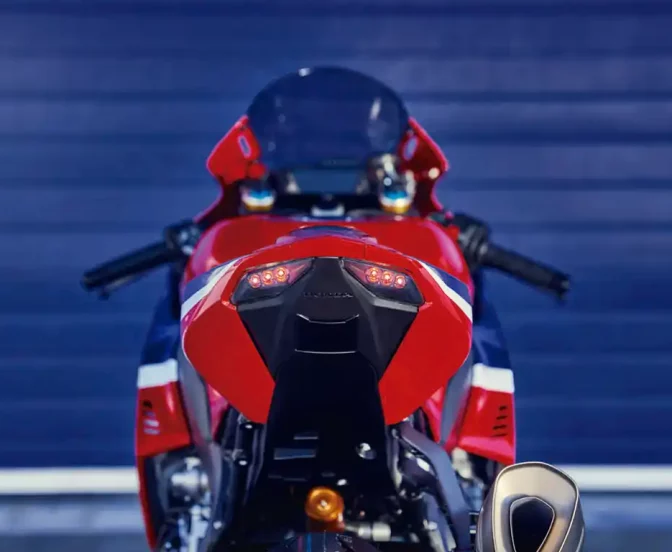 2024-CBR1000RR-R_FIREBLADE_SP_LOCATION_1314-2_L_11zon_0.webp 2024-CBR1000RR-R_FIREBLADE_SP_LOCATION_1314-2_L_11zon_0.webp