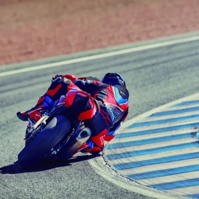 2024-CBR1000RR-R_FIREBLADE_SP_LOCATION_3284_L
