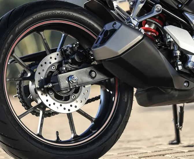 CB300F-Twister-S-2027_-DET_38.webp CB300F-Twister-S-2027_-DET_38.webp