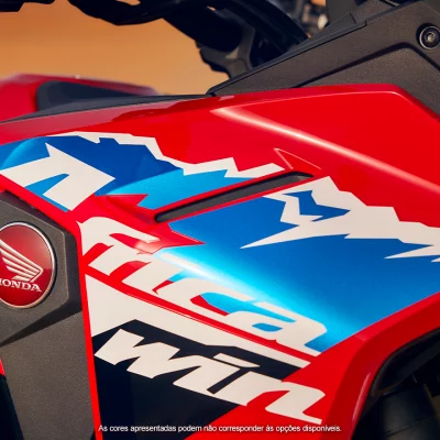 close-up-tanque-da-moto-Honda-CRF1100_0