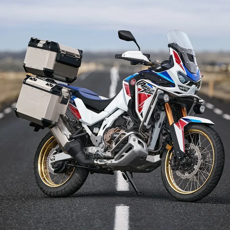 estrada-deserta-e-moto-honda-crf-1100l-africa-twin-adventure-sports-2023