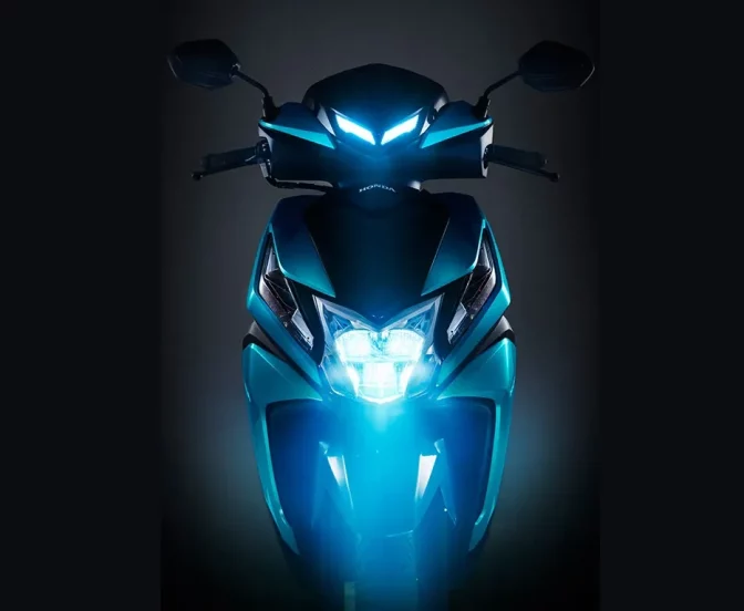 honda-elite-125-tecnologia-luz-de-presenca-e-farol-de-led-e1759160742242.webp